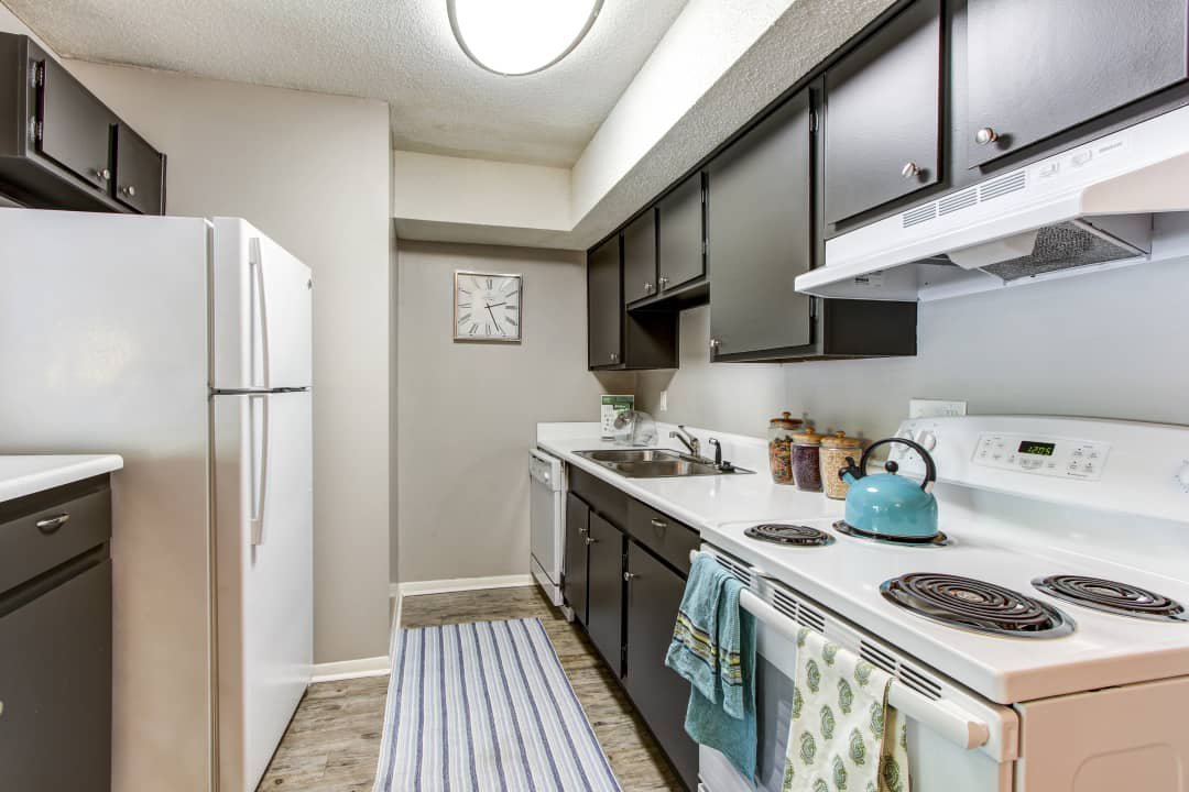 bedroom 
Towne West Manor features spacious two & three bedroom apartment homes